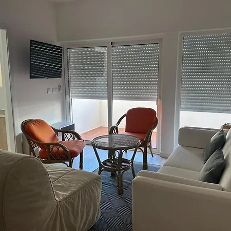 Διαμέρισμα Cozy 2bdr Flat In By Lovelystay Armação de Pêra