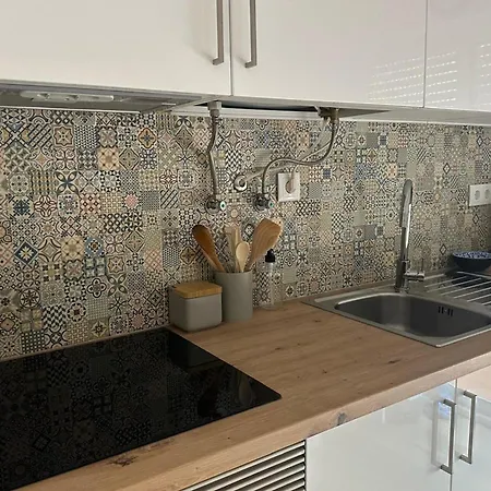 Διαμέρισμα Cozy 2bdr Flat In By Lovelystay *